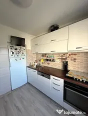 3 camere decomandat, 71,83 mp, centrală proprie, Piața Mun 