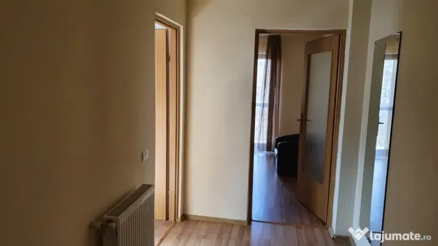 Ofer spre închiriere garsoniera în Curtea de Arges