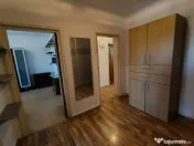 Apartament cu 3 camere, 2 băi și garaj ,cartier Sasar 