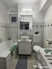 De inchiriat apartament cu 2 camere, central. etaj 3, 450... 