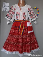 Costum popular pentru copii 8-9-10-11-12-13 ani,275 lei 