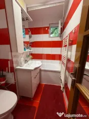 Apartament 4 camere, decomandat , 97 m2 , Micro 13