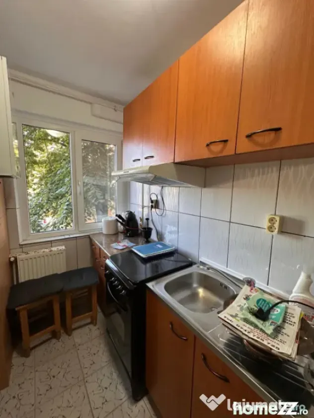 Apartament 3 camere de vânzare în Tomis Nord – etaj 1/4, - Constanta (Constanta)