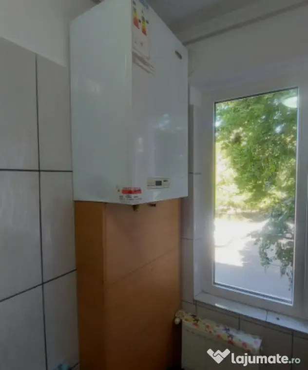Apartament 3 camere de vânzare în Tomis Nord – etaj 1/4, - Constanta (Constanta)