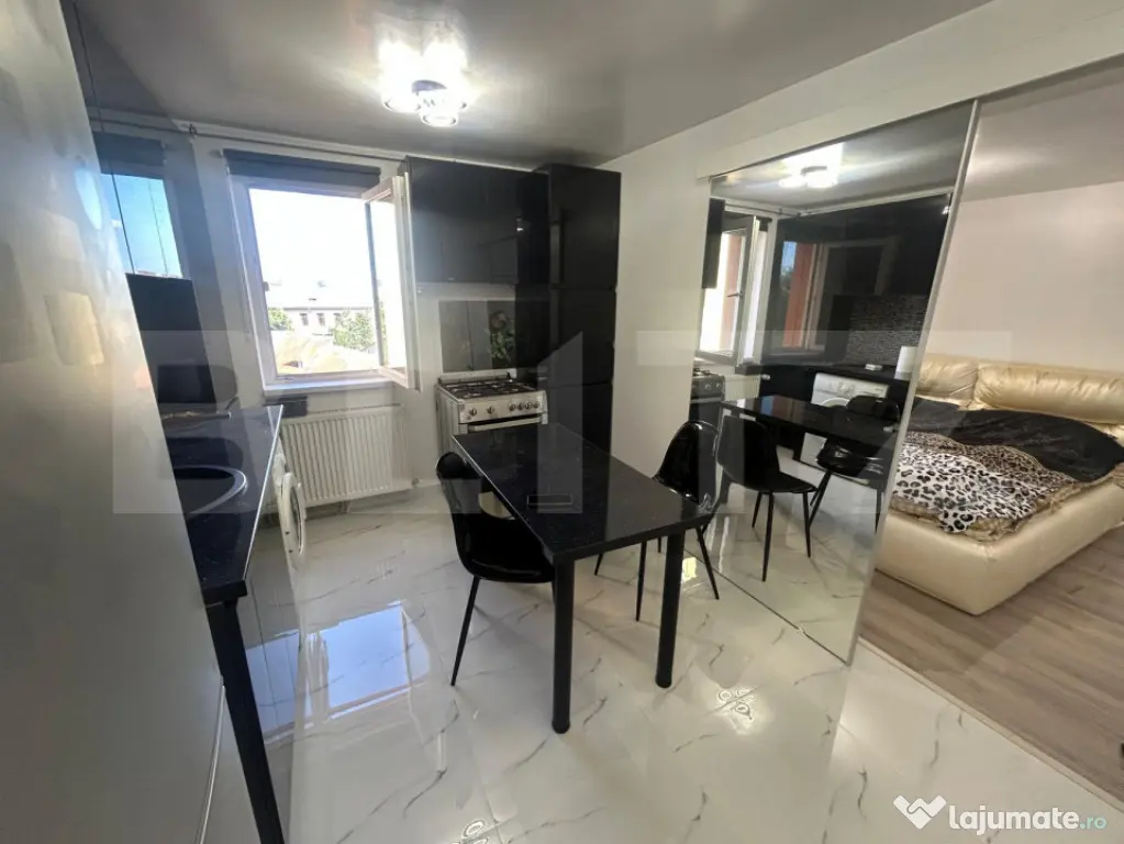 2 Camere | Micro 5 | Etaj 4 /4 | Semidecomandat | - Targoviste (Dambovita)