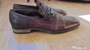 Pantofi Boss.... 