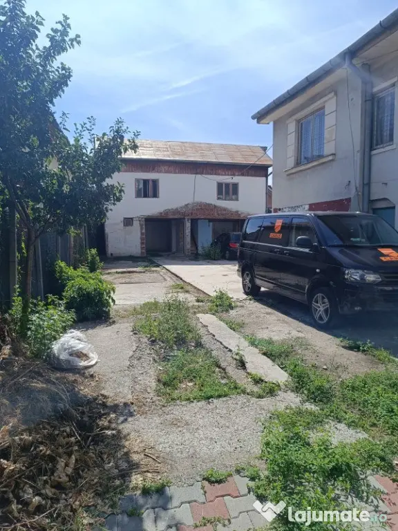 Cladire compusa din 4 apartamente L.Calin - Bistrita (Bistrita-Nasaud)