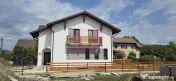 Vila cu 4 camere de vanzare in Brebu 