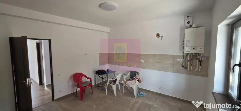 Vila cu 4 camere de vanzare in Brebu - Brebu (Prahova)