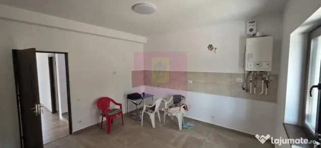 Vila cu 4 camere de vanzare in Brebu - Brebu (Prahova)