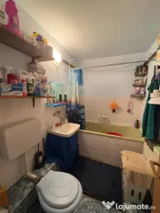 Apartament 3 camere, 64 mp utili, etaj 4/4 – acoperiș , o 