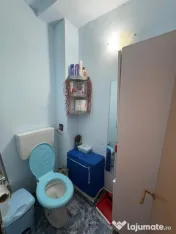 Apartament 3 camere, 64 mp utili, etaj 4/4 – acoperiș , o 