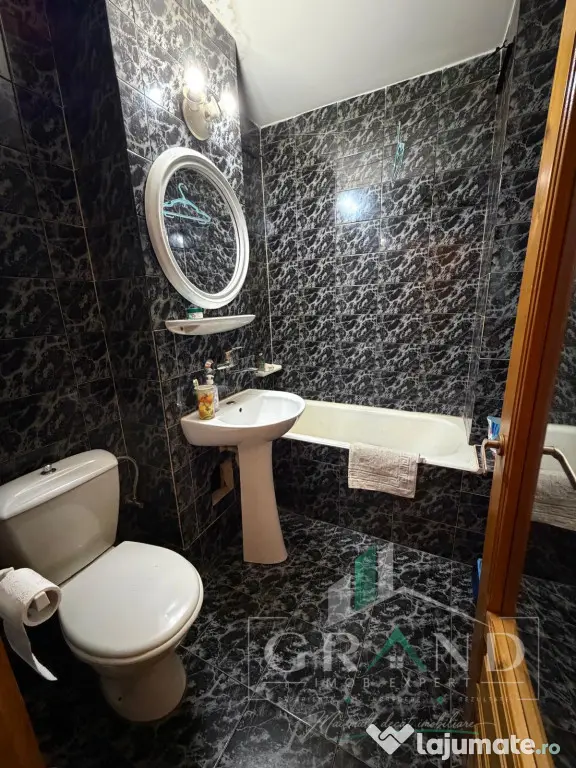 Garsonieră 28mp, etaj intermediar, Piata Flora, Mănăștur - Cluj-Napoca (Cluj)
