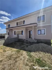 Duplex 3 dormitoare - locatie excelenta - Mosnita Noua 