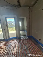 Duplex 3 dormitoare - locatie excelenta - Mosnita Noua 