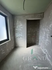 OPORTUNITATE! Casă individuală | 4 camere | 3 băi | Garaj 