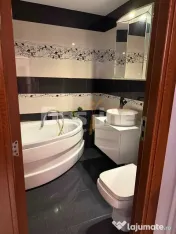 Apartament 3 camere decomandat | Zona Apărătorii Patriei