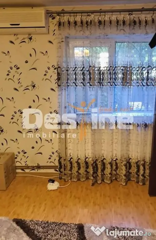 Casă P+E+M + corp secundar , 240 mp teren , 2 garaje - Bucuresti (Bucuresti-Ilfov)