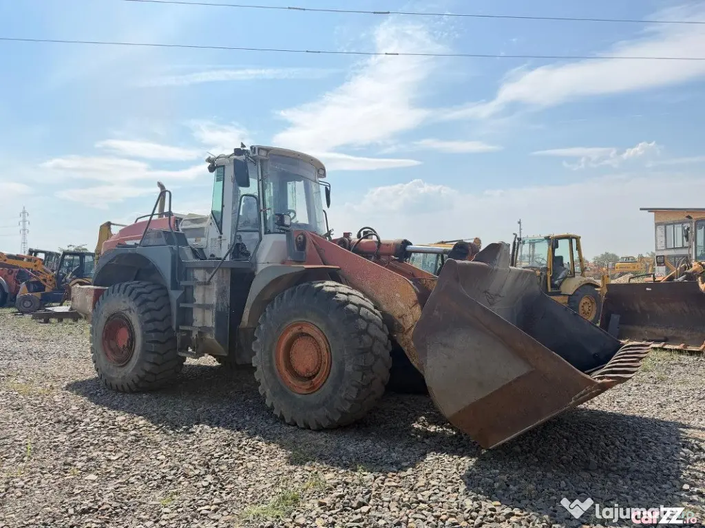Brat incarcator frontal Liebherr L 574 piese - Seini (Maramures)