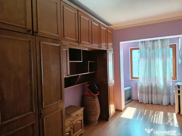 Apartament cu 3 camere și garaj, zona Republicii - Baia Mare (Maramures)