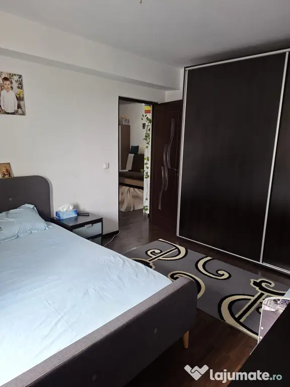 Prorietar vand apartamen 2 camere 67mp