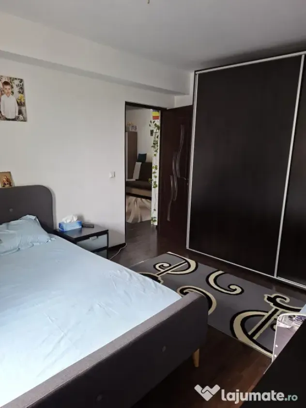 Prorietar vand apartamen 2 camere 67mp
