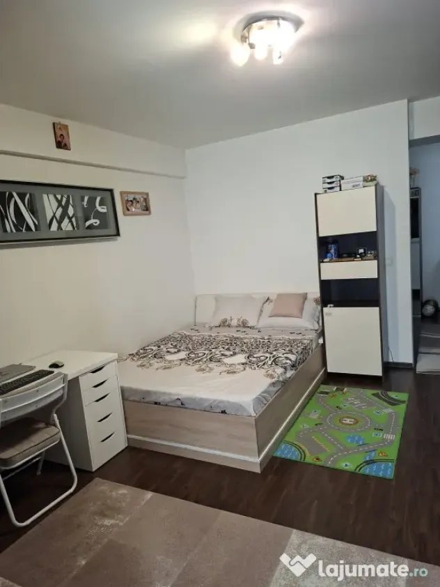 Prorietar vand apartamen 2 camere 67mp