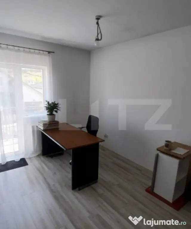 Oază de liniște și confort! Casă modernă P+M cu curte p - Livezeni (Mures)