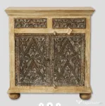 Comoda din Lemn Sculptat