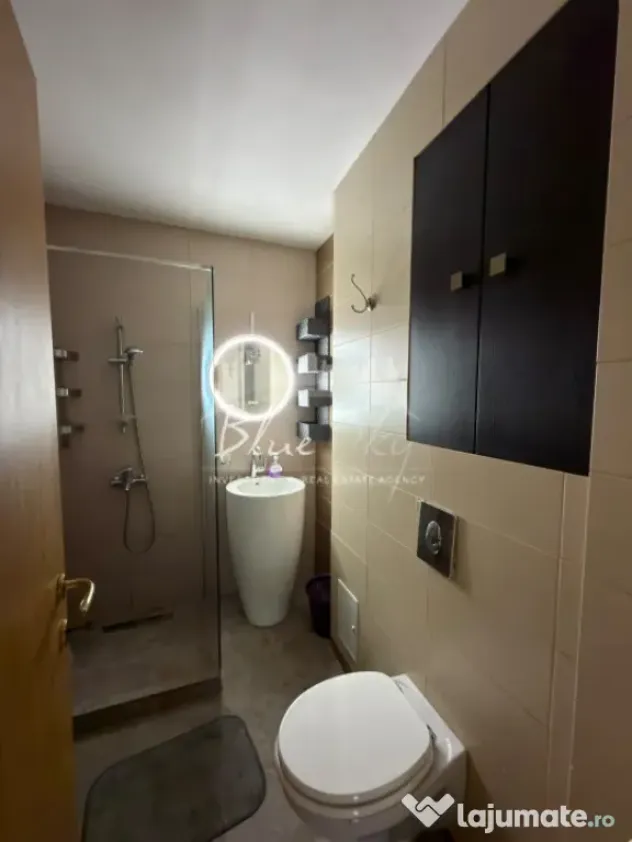 Apartament 3 camere situat in zona Faleza Nord, langa plaja - Constanta (Constanta)