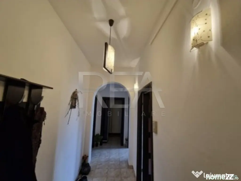 2 camere, decomandat , boxa, 69mp, BLOC RUSESC-Orizont, Afi - Bucuresti (Bucuresti-Ilfov)