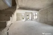 Casa noua la curte, liniste cu Bucurestiul la indemana, in C