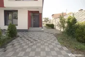 Casa noua la curte, liniste cu Bucurestiul la indemana, in C