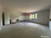 Vanzare Vila la gri Teren 800mp Lacul Mostistea 