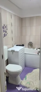 Apartament 3 camere, 70mp, zona Elite city 