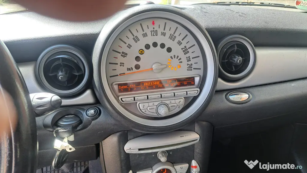 Vând mini cooper 2007