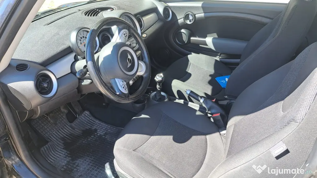 Vând mini cooper 2007