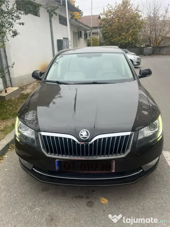 Skoda Superb 2015 second