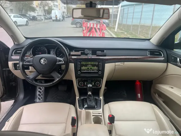 Skoda Superb 2015 second