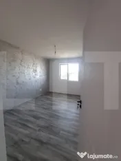Casa la cheie,5 camere, 130 mp utili,teren 735 mp 