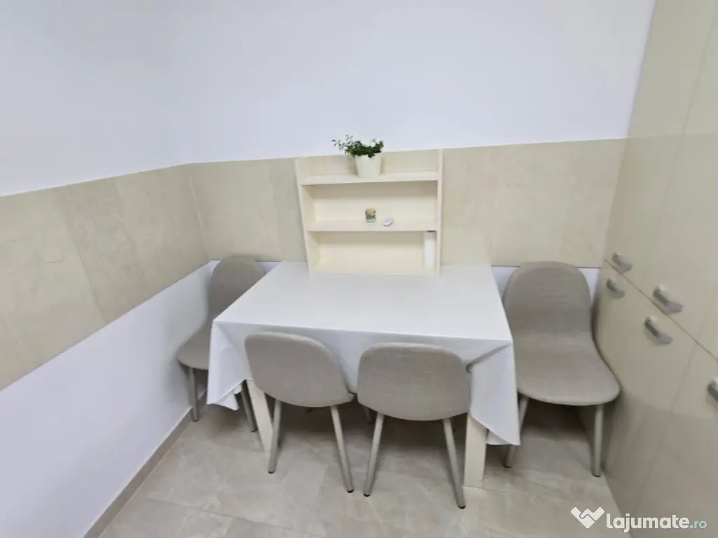Ofer spre inchiriere apartament cu 3 camere bd. Garii