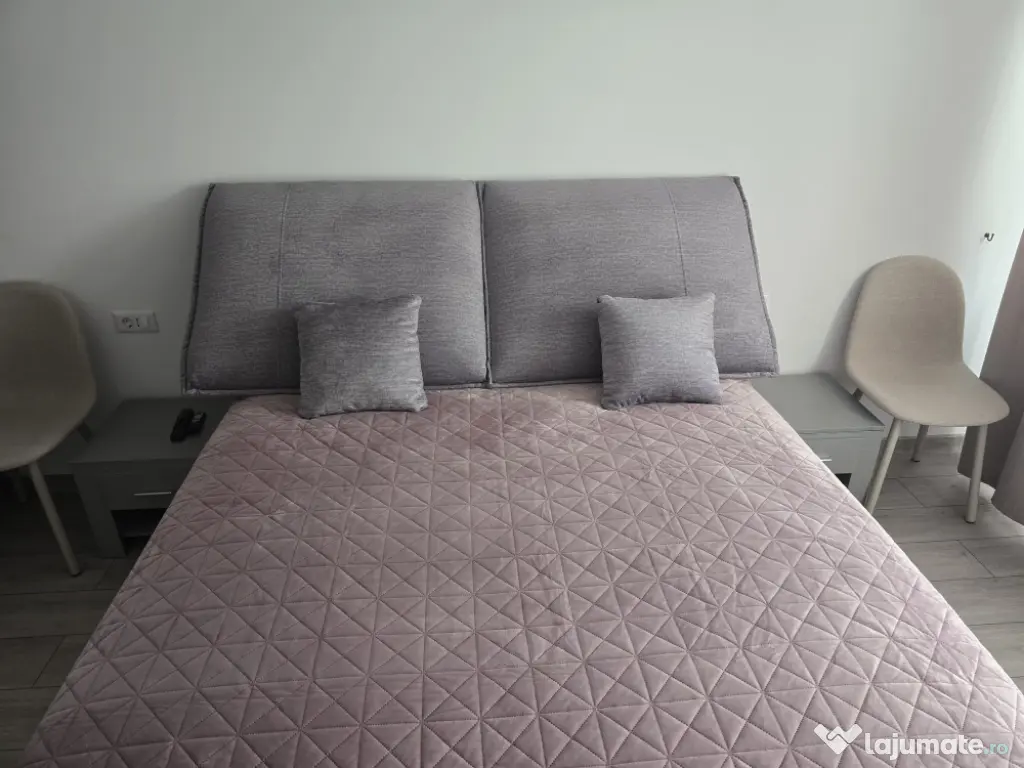 Ofer spre inchiriere apartament cu 3 camere bd. Garii