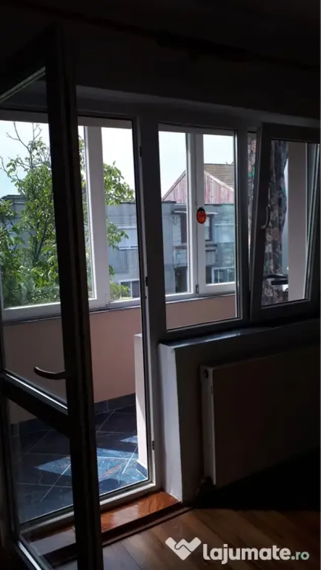 Închiriez apartament 2 camere decomandat soarelui