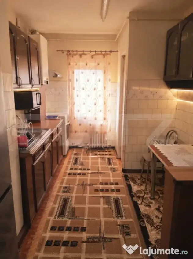Apartament 3 camere decomandate in Manastur, Zona Big, cu AC - Cluj-Napoca (Cluj)
