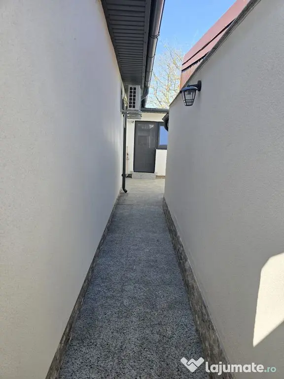 Casa deosebita in Valu lui Traian aproape de soseaua nati... - Valu Lui Traian (Constanta)