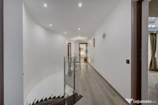 Vilă 342 mp cu piscină și 800 mp teren / 4 dormitoare ... - Pleasa (Prahova)