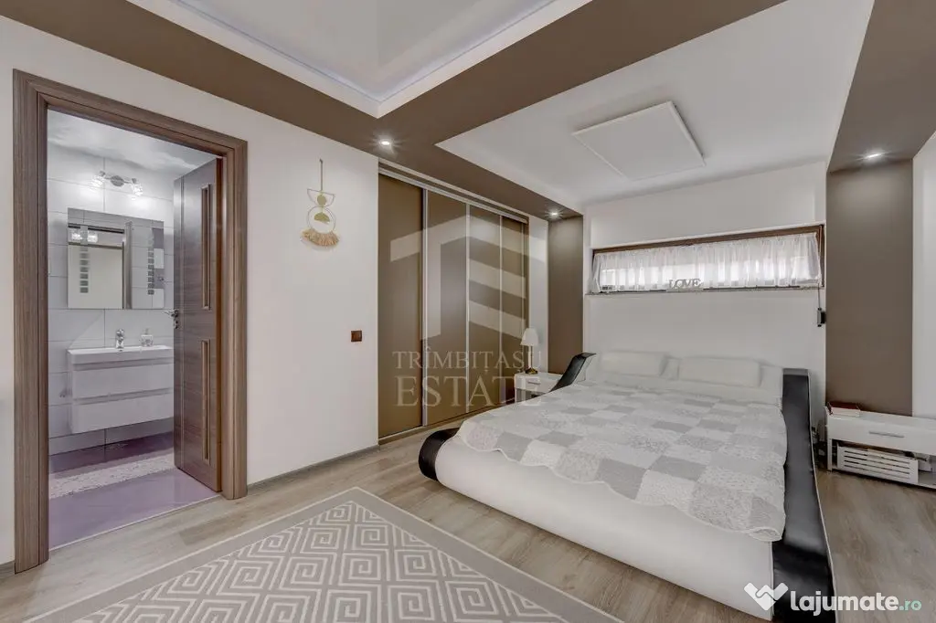 Vilă 342 mp cu piscină și 800 mp teren / 4 dormitoare ... - Pleasa (Prahova)