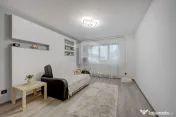 Vilă 342 mp cu piscină și 800 mp teren / 4 dormitoare ... 
