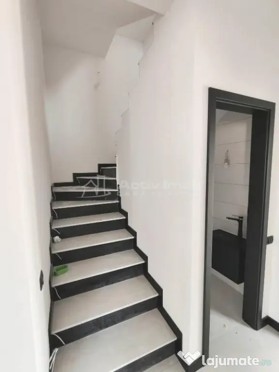 Casa individuala - Vila - Prelungirea Ghencea - Margelelor - Bucuresti (Bucuresti-Ilfov)
