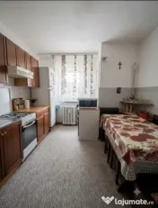 Apartament 2 camere, zona Piata Mica, Radauti 